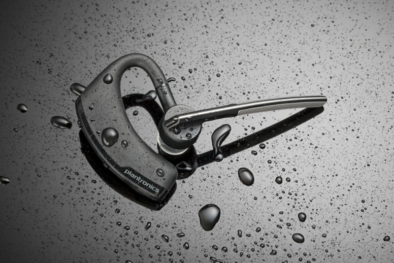 plantronics bt300m voyager legend